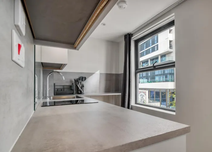 Finsbury Park Zone 2 Apartment